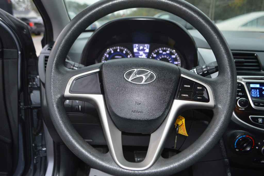 2017 Hyundai ACCENT