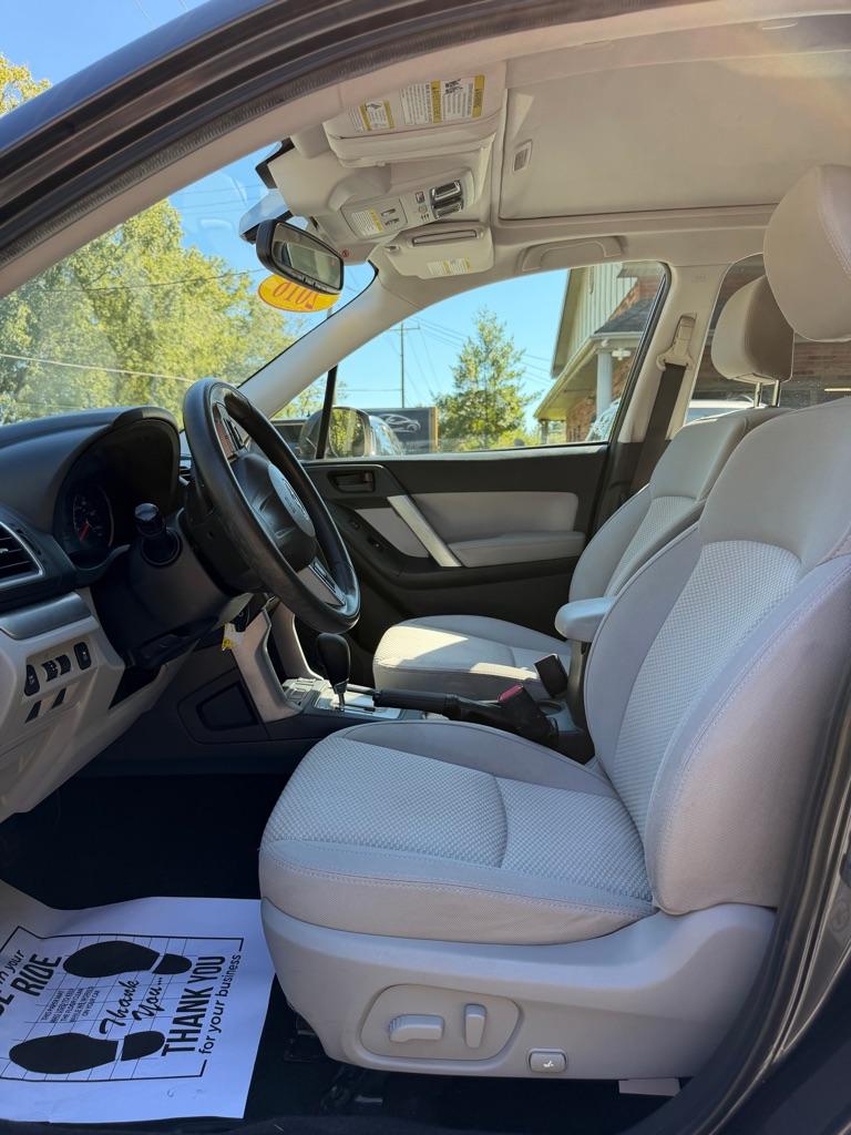 2016 Subaru Forester i Premium - Photo 16