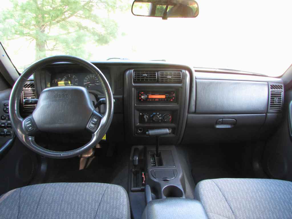 2001 Jeep Cherokee LOW MILES