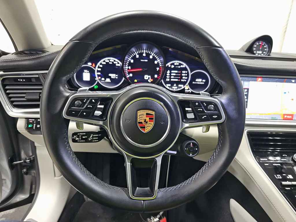 2018 Porsche Panamera